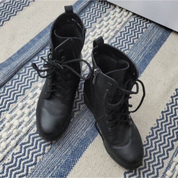 Best Seller/Limited Ed. Blondo Waterproof "Novella" Winter Combat Lace-up Boots - Picture 4 of 16